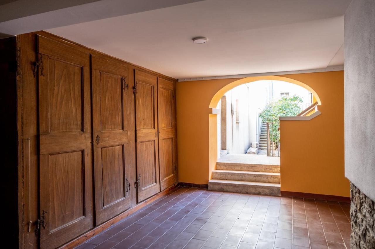 Otium Monasticum Apartman Trieszt Kültér fotó